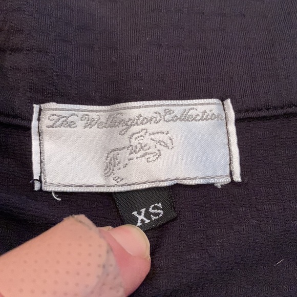 The Wellington Collection Equestrian 1/4 zip Tech Shirt - Picture 5 of 11